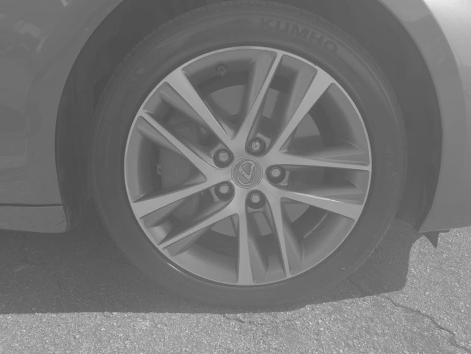 2018 Lexus IS 3rd Gen - Image 15 of 20