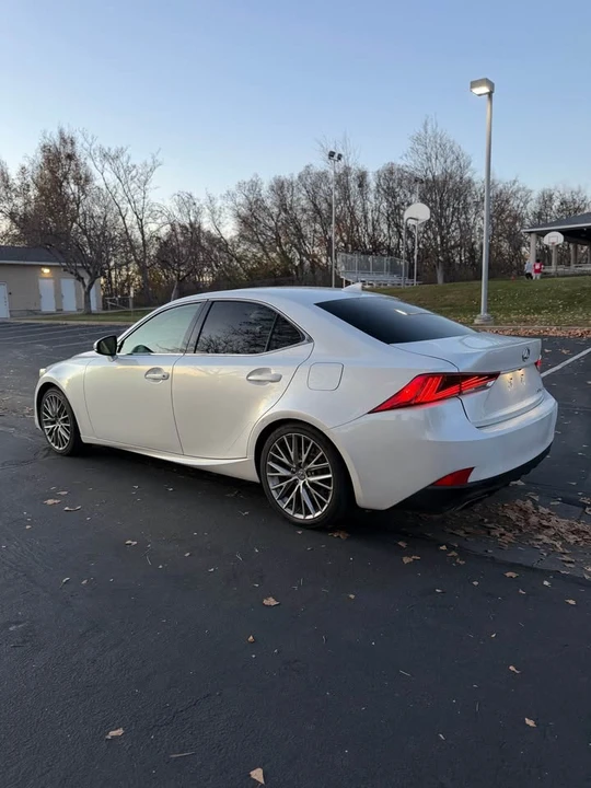 2018 Lexus IS 3rd Gen - Image 6 of 20