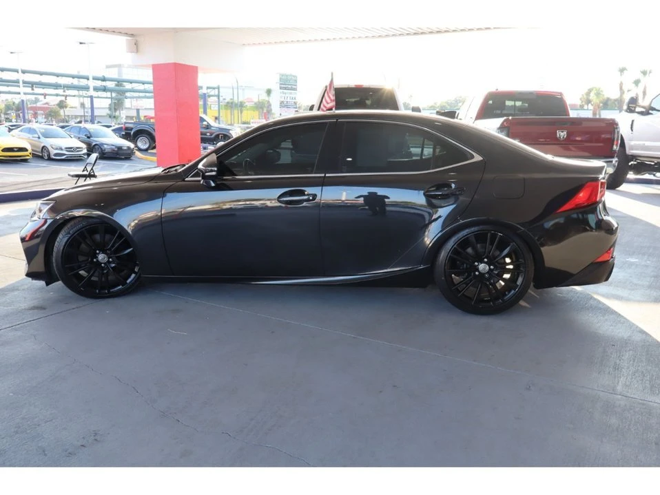 2018 Lexus IS 3rd Gen - Image 11 of 20