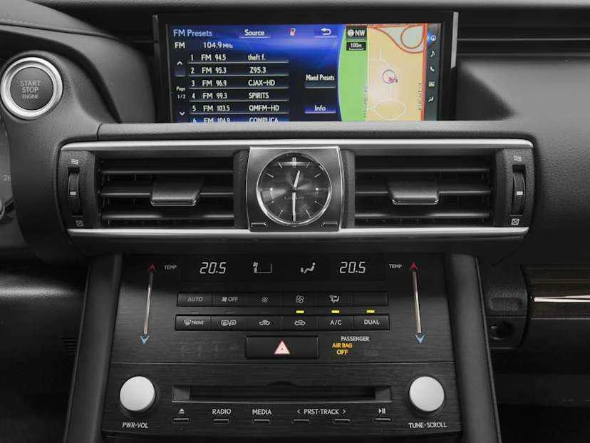 2018 Lexus IS 3rd Gen - Image 4 of 4
