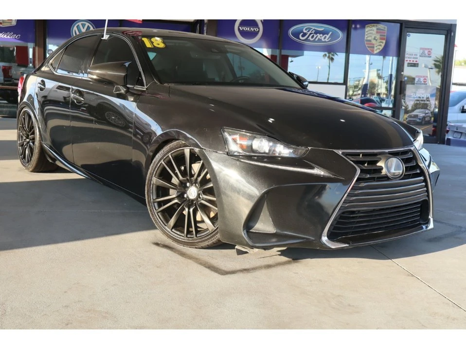 2018 Lexus IS 3rd Gen - Image 4 of 20