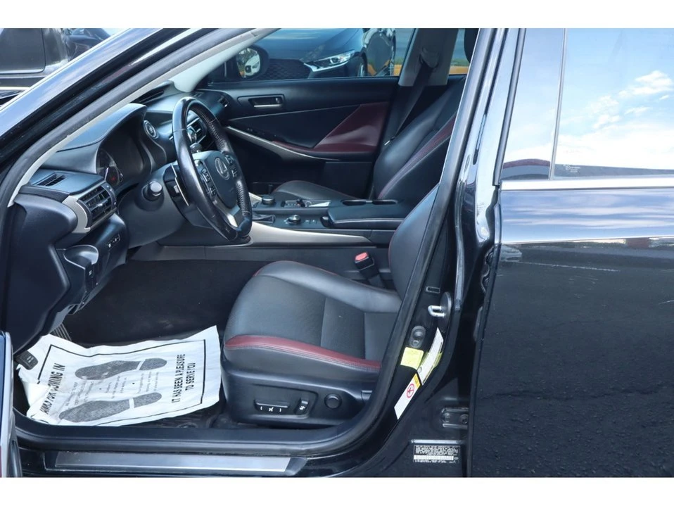 2018 Lexus IS 3rd Gen - Image 16 of 20