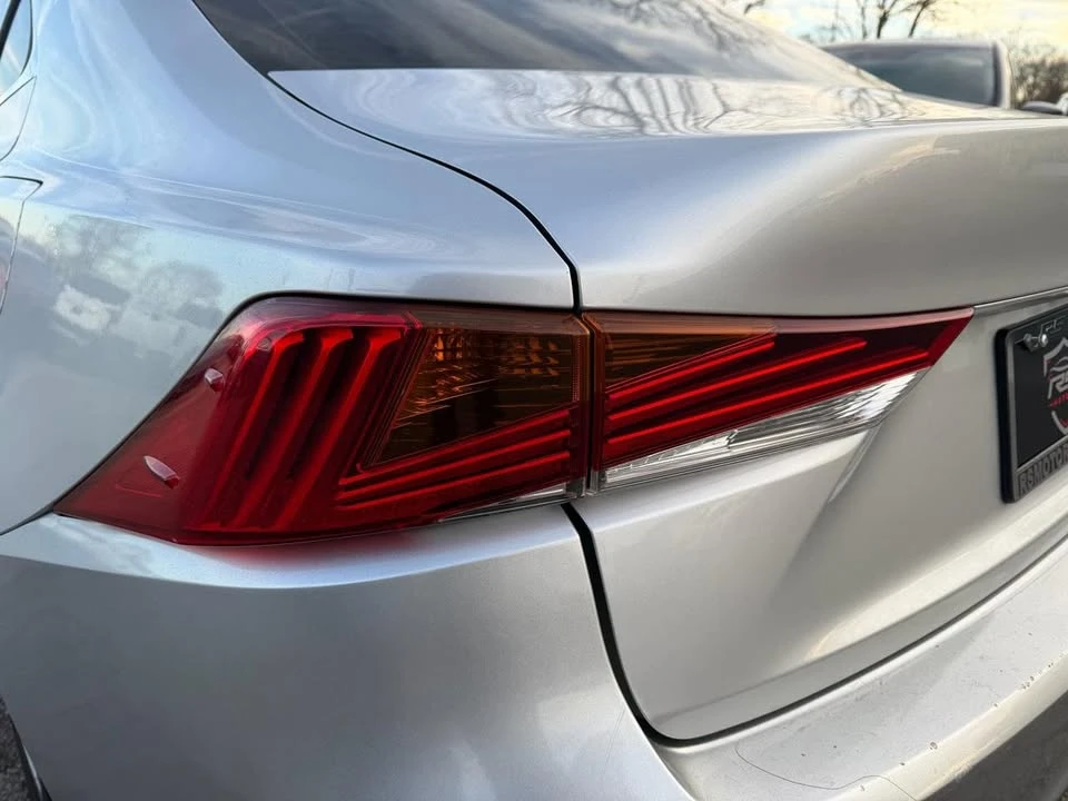 2018 Lexus IS 3rd Gen - Image 17 of 19