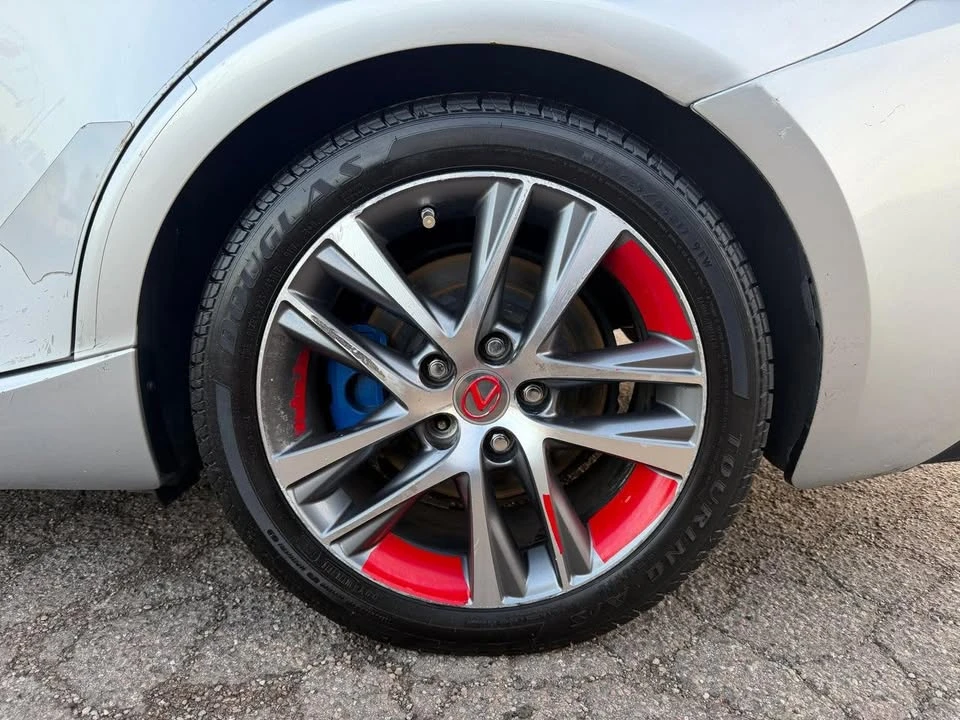 2018 Lexus IS 3rd Gen - Image 19 of 19