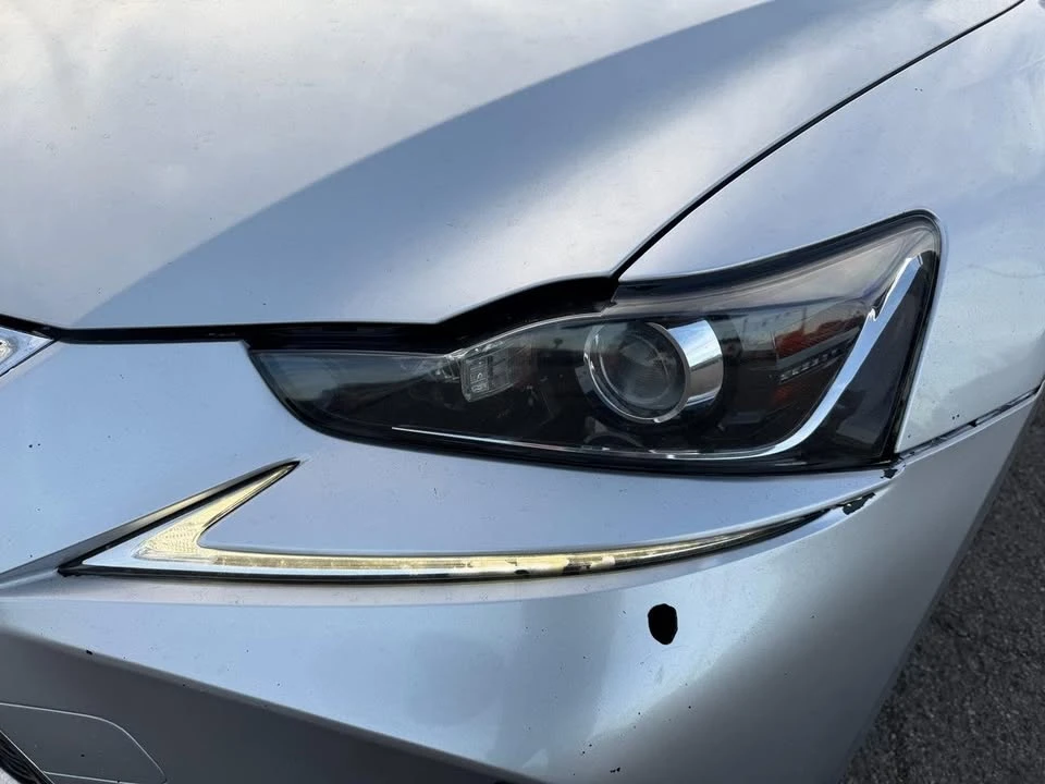 2018 Lexus IS 3rd Gen - Image 11 of 19