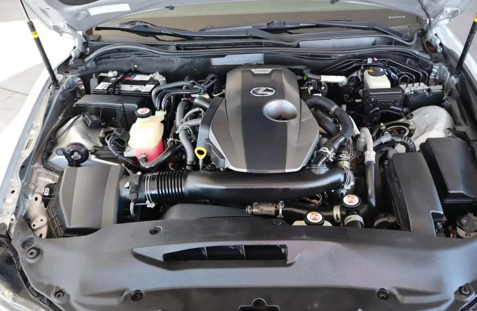 2018 Lexus IS 3rd Gen - Image 4 of 4