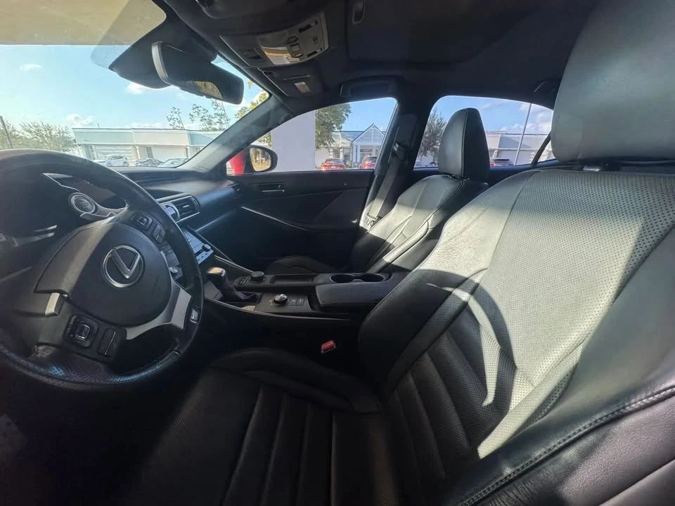 2018 Lexus IS 3rd Gen - Image 6 of 8