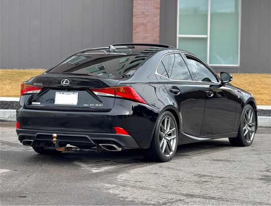 2018 Lexus IS 3rd Gen - Image 3 of 5