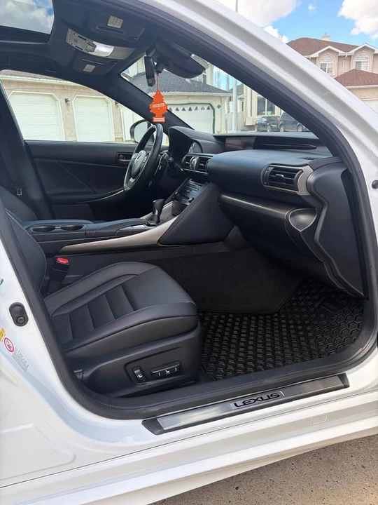 2018 Lexus IS 3rd Gen - Image 7 of 10