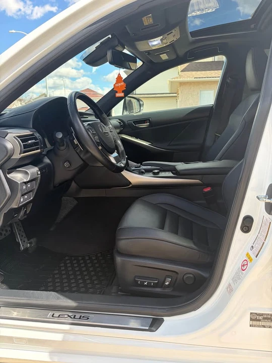 2018 Lexus IS 3rd Gen - Image 6 of 10