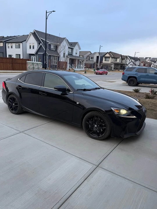 2018 Lexus IS 3rd Gen - Image 2 of 5