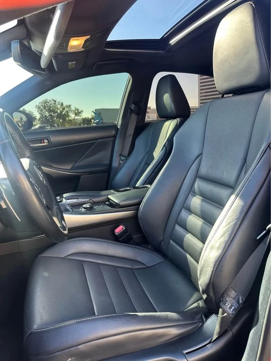 2018 Lexus IS 3rd Gen - Image 9 of 10