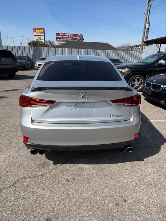 2018 Lexus IS 3rd Gen - Image 7 of 10
