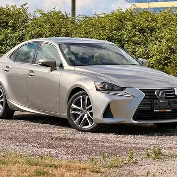2018 Lexus IS 300 AWD