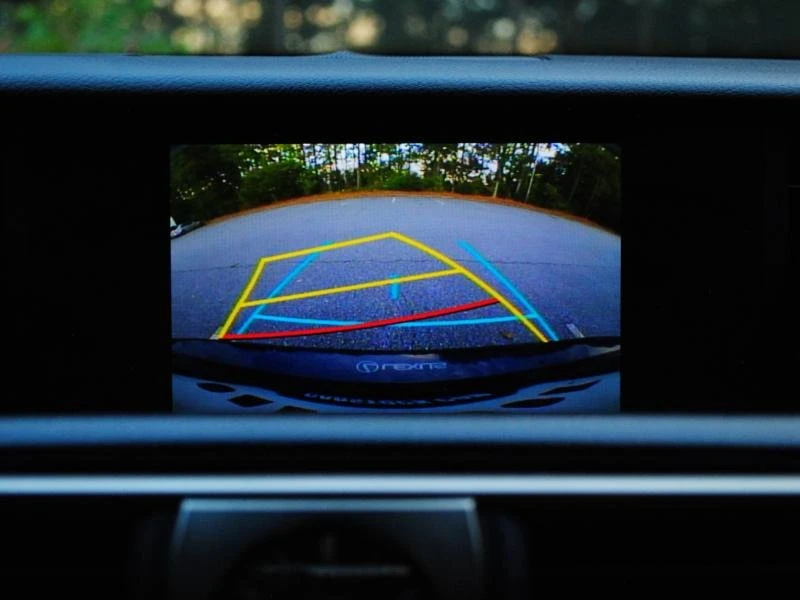 2018 Lexus IS 3rd Gen - Image 9 of 14