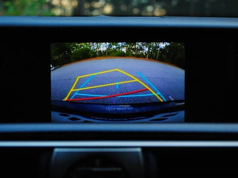 2018 Lexus IS 3rd Gen - Image 8 of 14