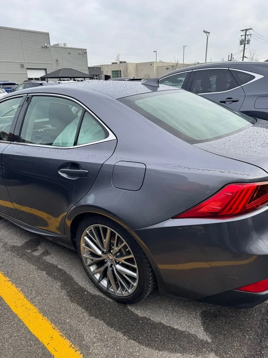 2018 Lexus IS 3rd Gen - Image 19 of 20