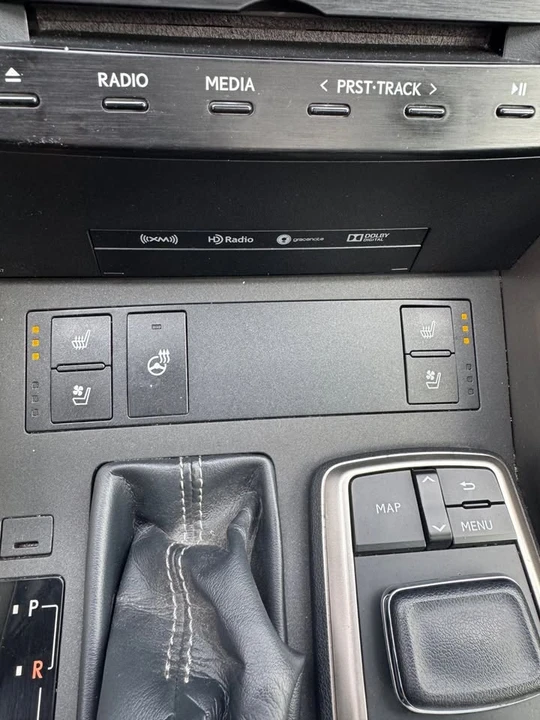 2018 Lexus IS 3rd Gen - Image 10 of 20