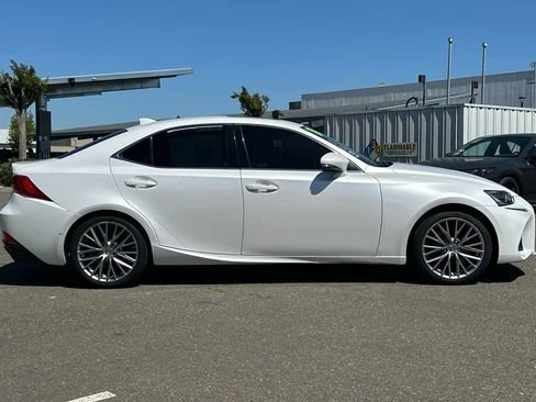 2018 Lexus IS 3rd Gen - Image 3 of 19