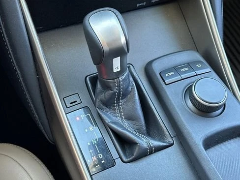 2018 Lexus IS 3rd Gen - Image 18 of 19