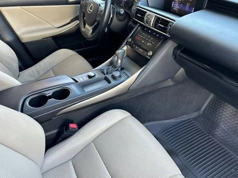 2018 Lexus IS 3rd Gen - Image 15 of 19
