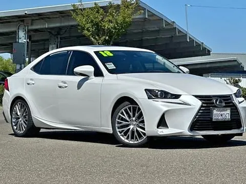 2018 Lexus IS 300 RWD