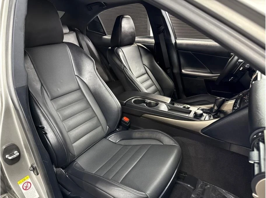 2018 Lexus IS 3rd Gen - Image 9 of 19