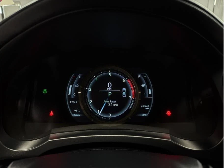 2018 Lexus IS 3rd Gen - Image 5 of 19