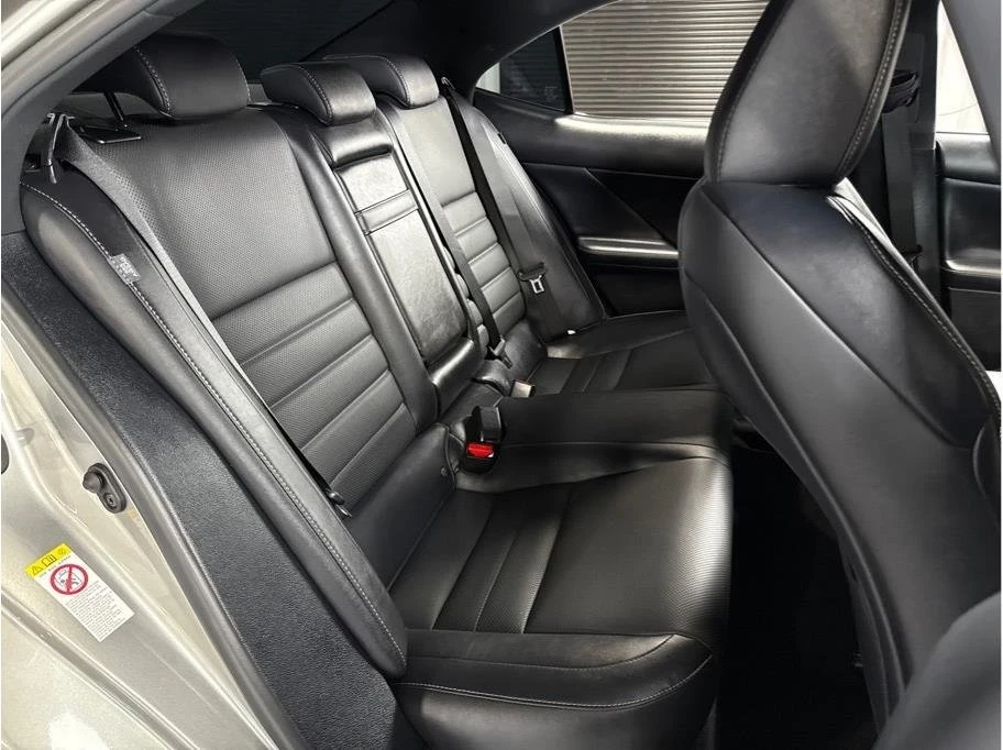 2018 Lexus IS 3rd Gen - Image 8 of 19