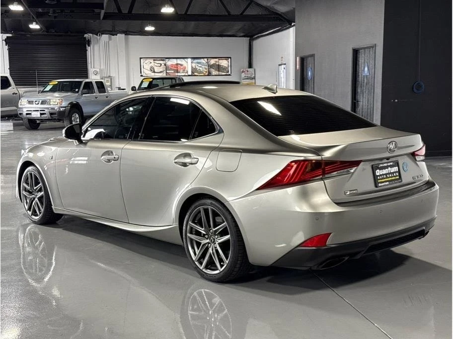 2018 Lexus IS 3rd Gen - Image 17 of 19