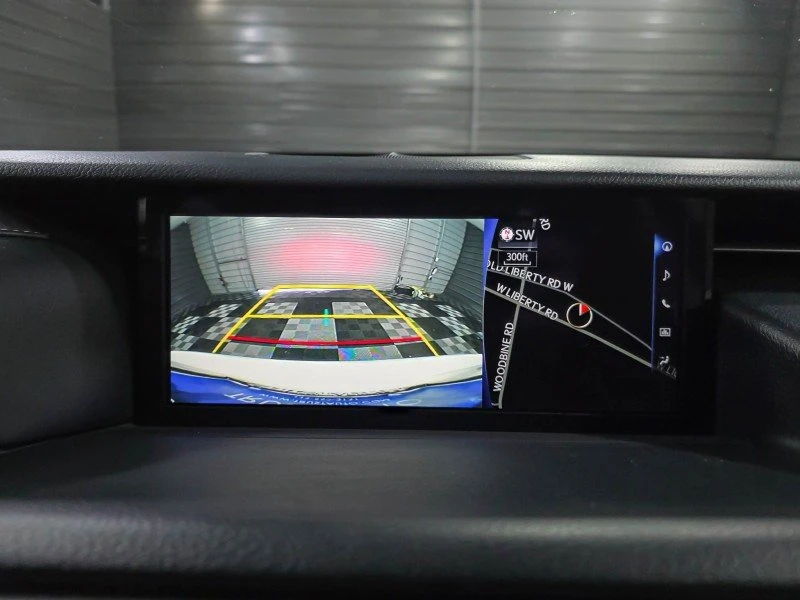 2018 Lexus IS 3rd Gen - Image 19 of 20