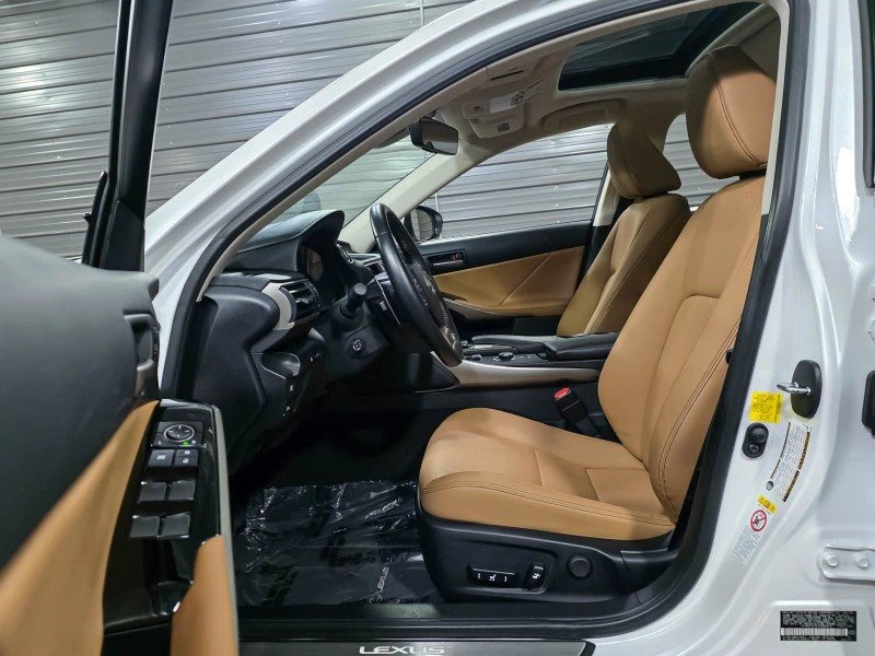 2018 Lexus IS 3rd Gen - Image 13 of 20