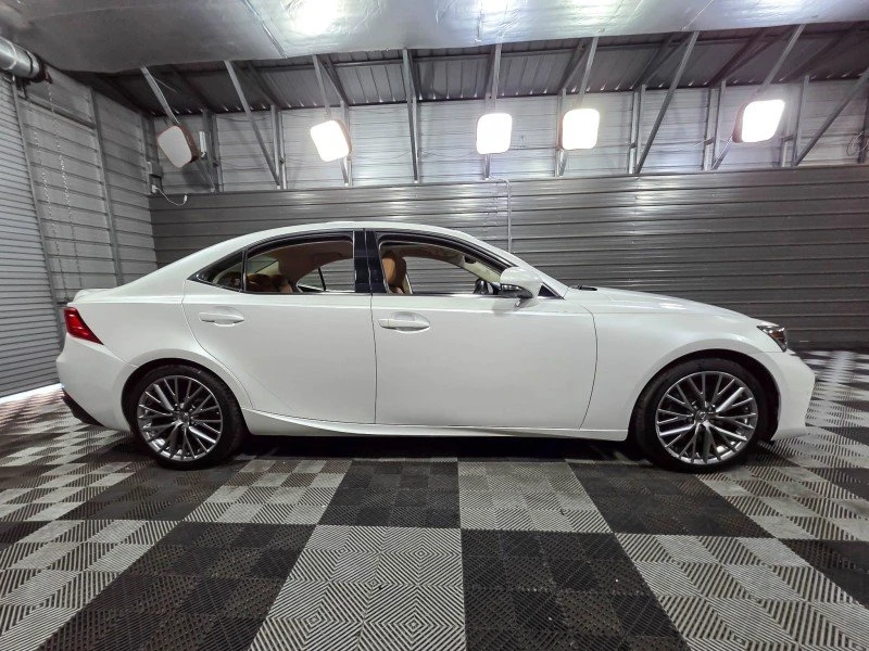 2018 Lexus IS 3rd Gen - Image 9 of 20