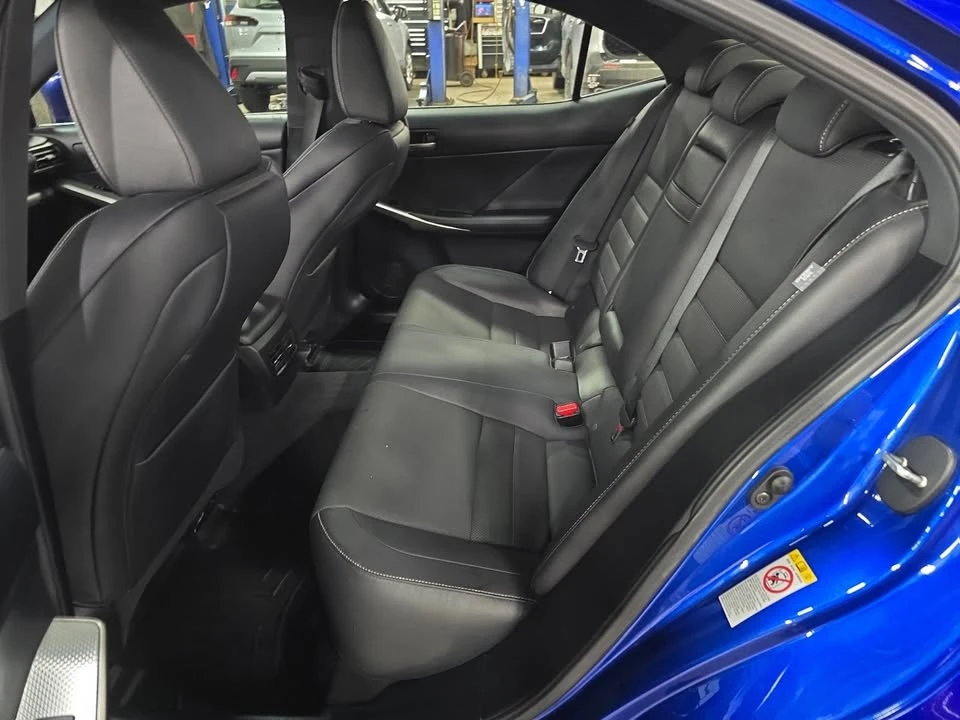 2018 Lexus IS 3rd Gen - Image 9 of 20