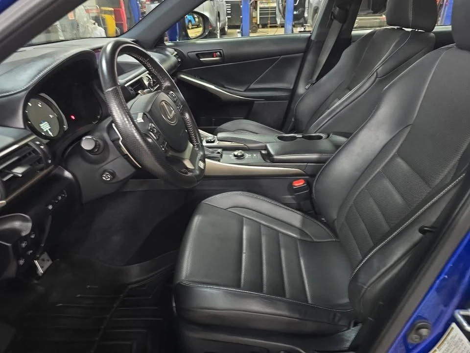 2018 Lexus IS 3rd Gen - Image 8 of 20