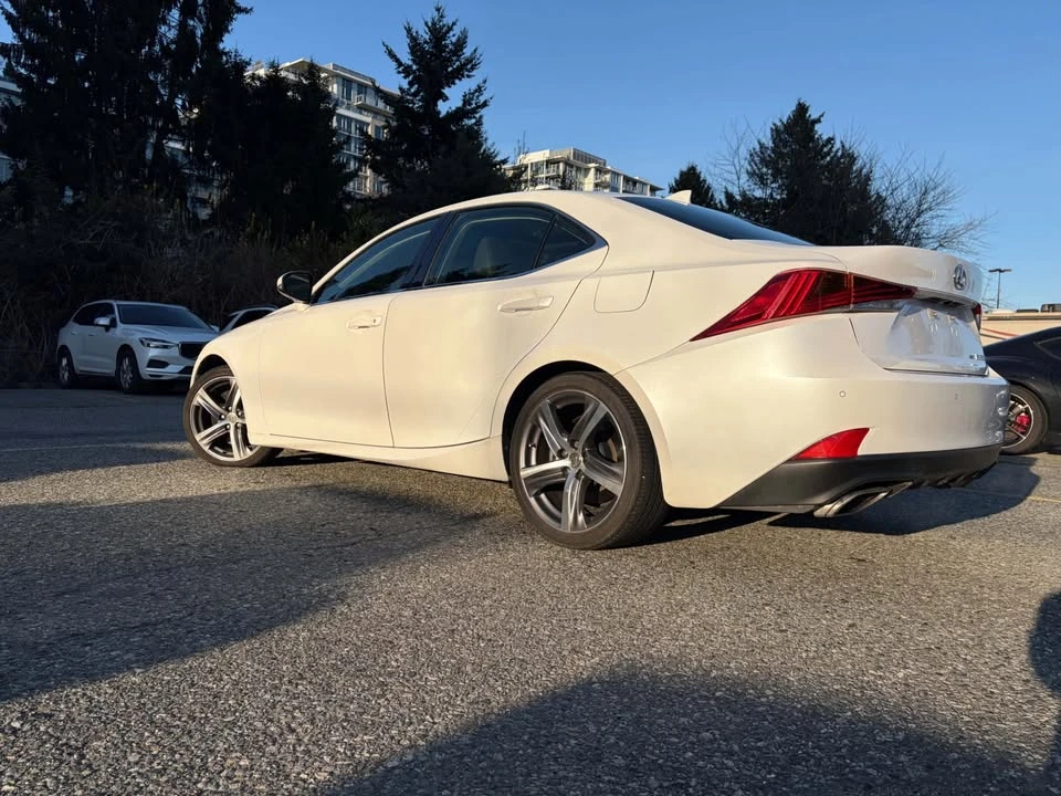 2018 Lexus IS 3rd Gen - Image 8 of 18
