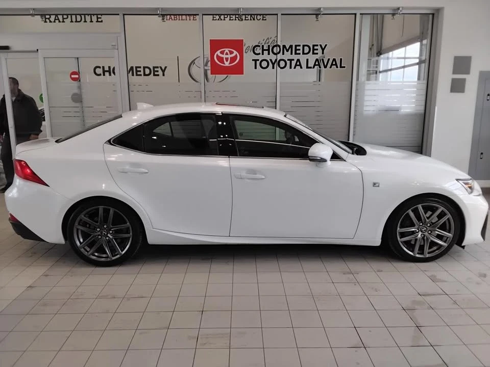 2018 Lexus IS 3rd Gen - Image 4 of 20