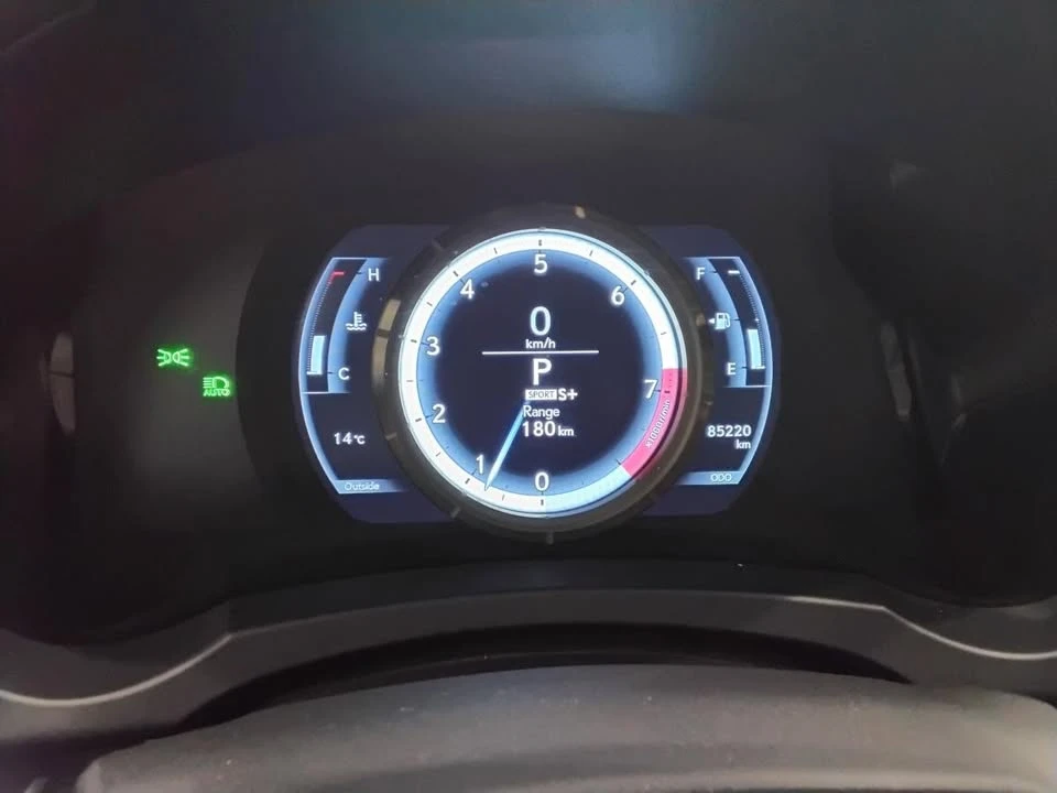 2018 Lexus IS 3rd Gen - Image 18 of 20