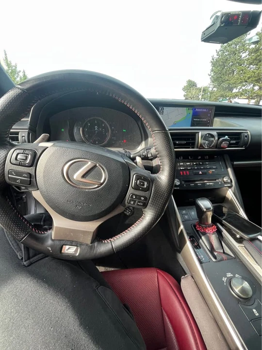 2018 Lexus IS 3rd Gen - Image 10 of 12
