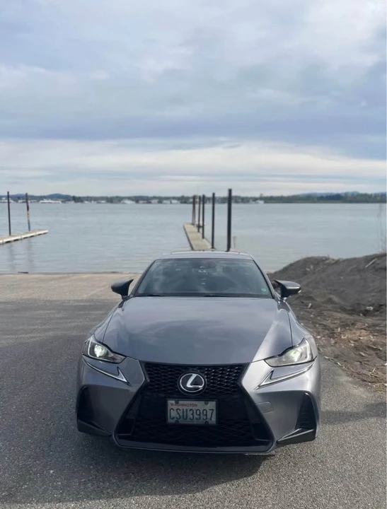 2018 Lexus IS 3rd Gen - Image 2 of 12