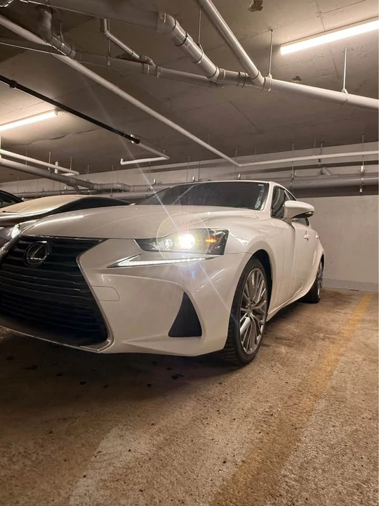 2018 Lexus IS 3rd Gen - Image 2 of 11
