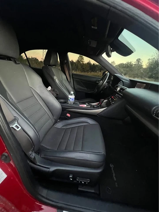 2018 Lexus IS 3rd Gen - Image 6 of 7