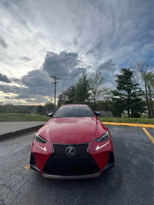 2018 Lexus IS 3rd Gen - Image 2 of 7