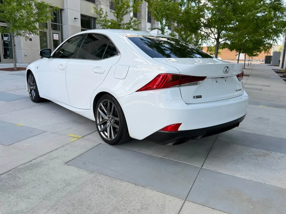 2018 Lexus IS 3rd Gen - Image 4 of 16