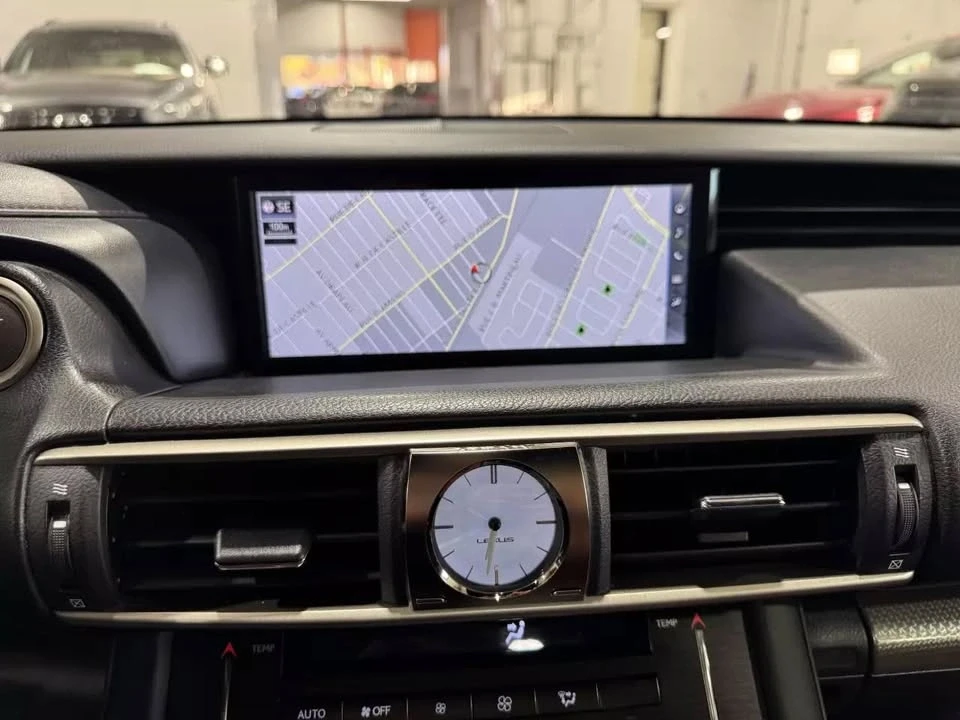 2018 Lexus IS 3rd Gen - Image 15 of 21