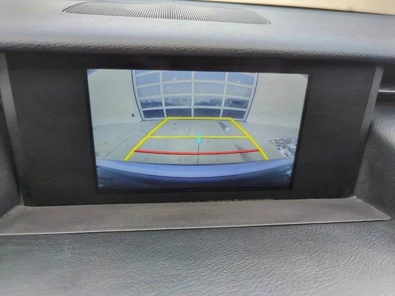 2018 Lexus IS 3rd Gen - Image 16 of 19