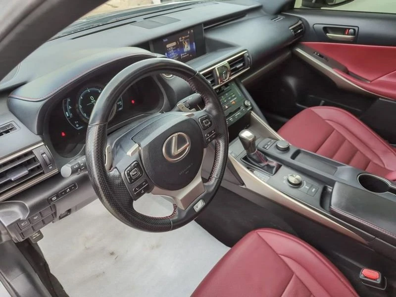 2018 Lexus IS 3rd Gen - Image 8 of 19