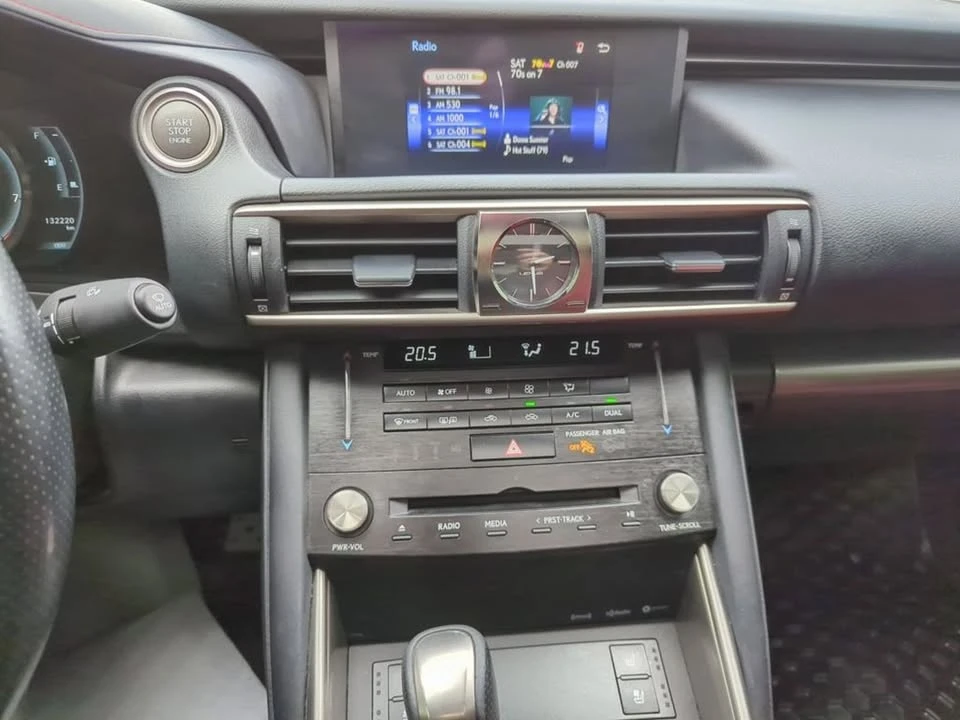 2018 Lexus IS 3rd Gen - Image 19 of 20