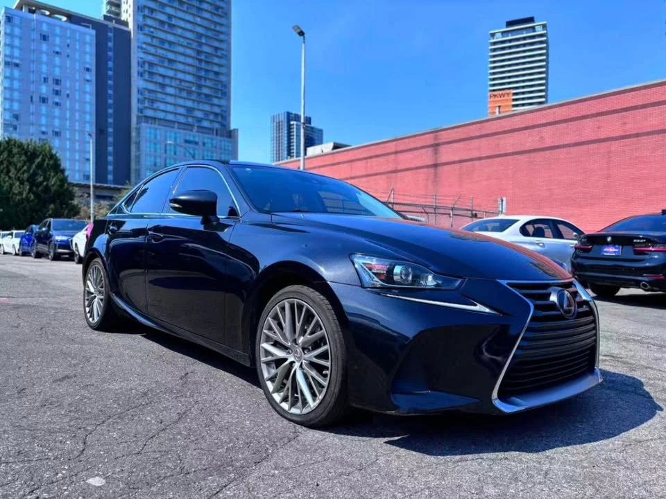 2018 Lexus IS 3rd Gen - Image 3 of 20