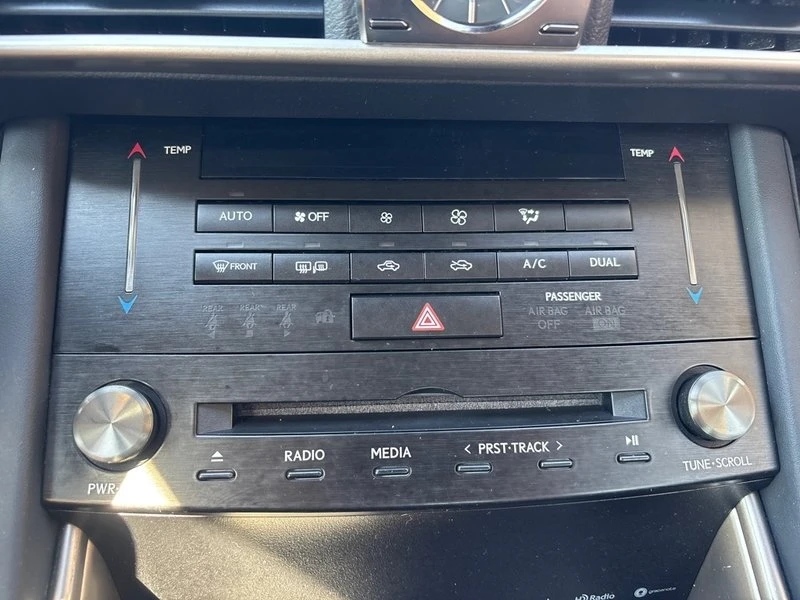 2018 Lexus IS 3rd Gen - Image 17 of 19
